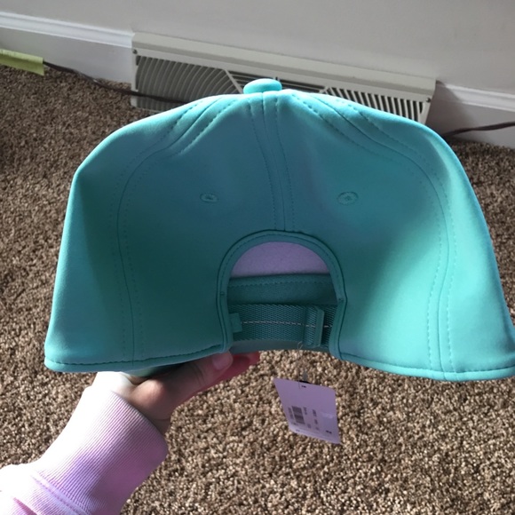 lululemon Baller Hat NWT WHMH - Picture 3 of 6